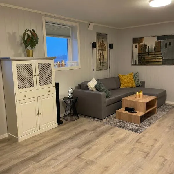 Leilighet 12min fra Rudskogen, hotel v destinaci Rakkestad