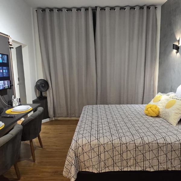 Loft Moderno e Aconchegante a Dois Passos da Feirinha do Alto! - Foto 3