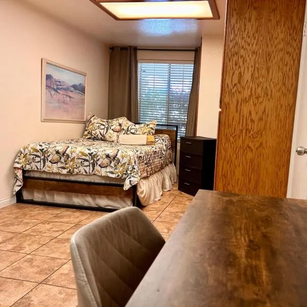Silver Sands Den, hotel in Hemet