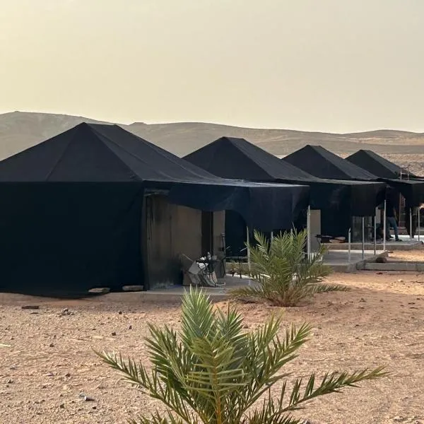 Andromeda Desert Astro Camp, hotel a Derkaoua