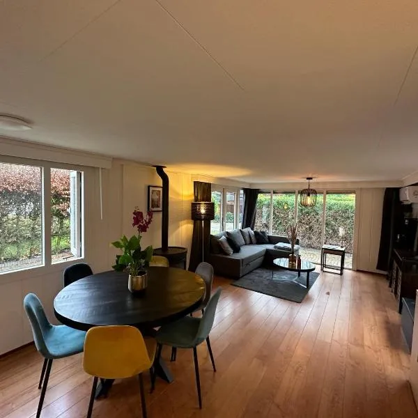 Gezellig, mooi en ruim huisje in Baarle-Nassau, hotel in Baarle-Nassau