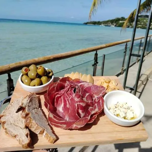 Hydrogen Beach Bar and Resort, hotel v destinaci San Francisco