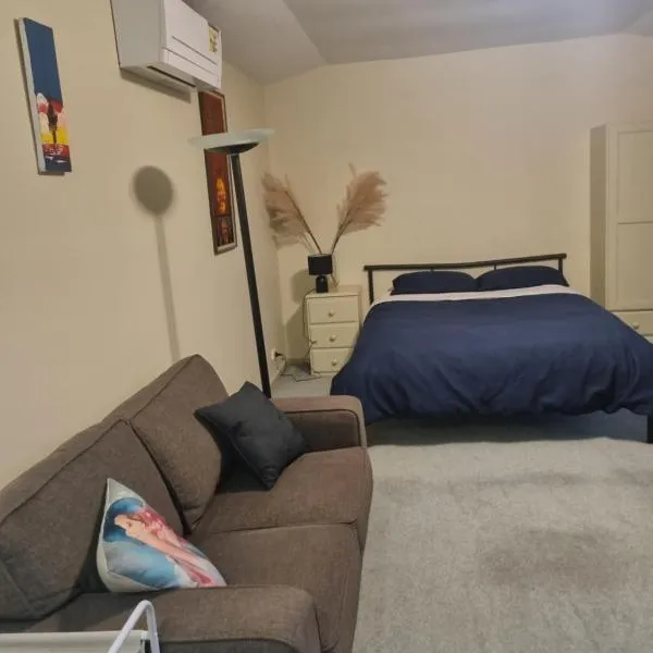 Garden Dreams bungalow, hotel in Blackburn