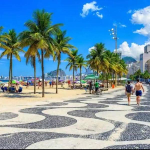 Copacabana Flat com varanda e garagem - Foto 4