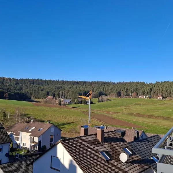 Blackjulie Ferienwohnung im Schwarzwald mit Balkon und Parkplatz ruhig, hotel v destinaci Sankt Georgen im Schwarzwald