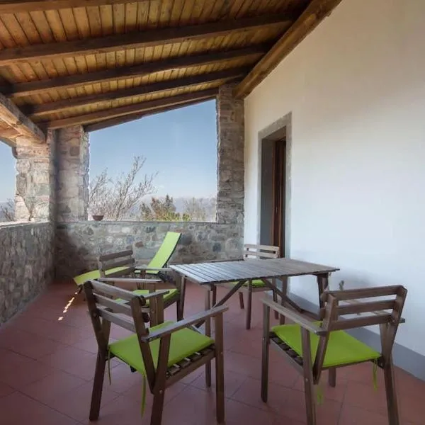 appartamento in casa medievale, khách sạn ở Aulla