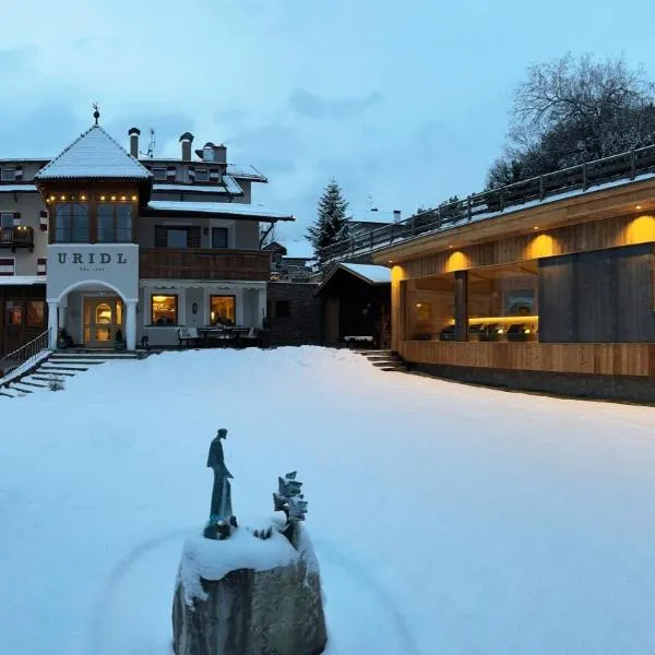Charme Hotel Uridl, hotel v destinaci Santa Cristina in Val Gardena