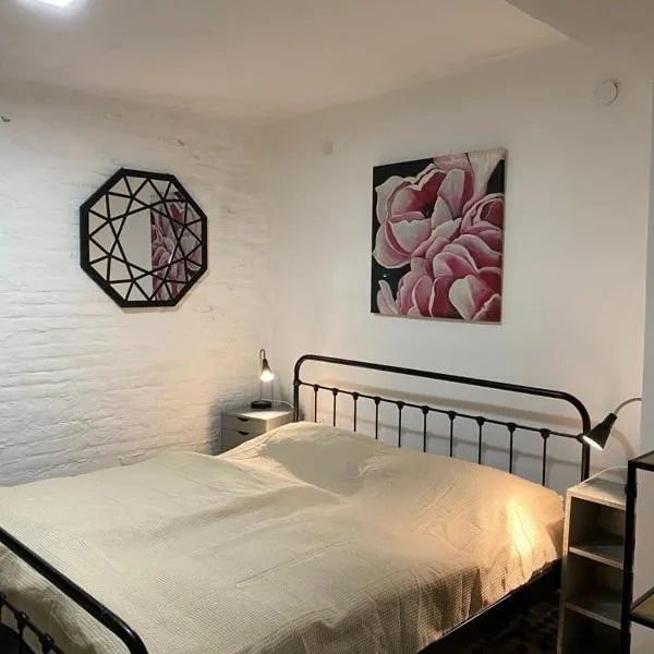 JANUS COUNTRY SITE Árpád-ház – hotel w Szakcs