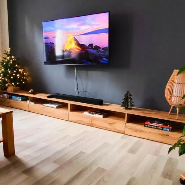 Ferienwohnung ASL, hotel v destinaci Aschersleben
