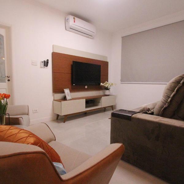 Apto32-Encantador -2 quartos- em Santos-SP com ar condicionado