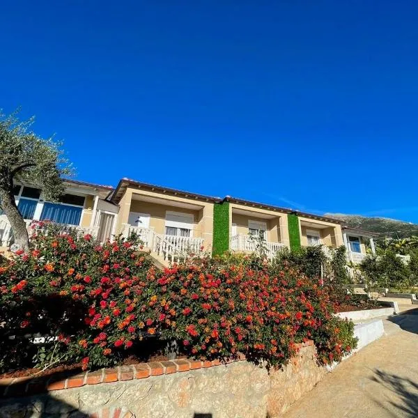 Essos Villas, hotel u gradu Dermi