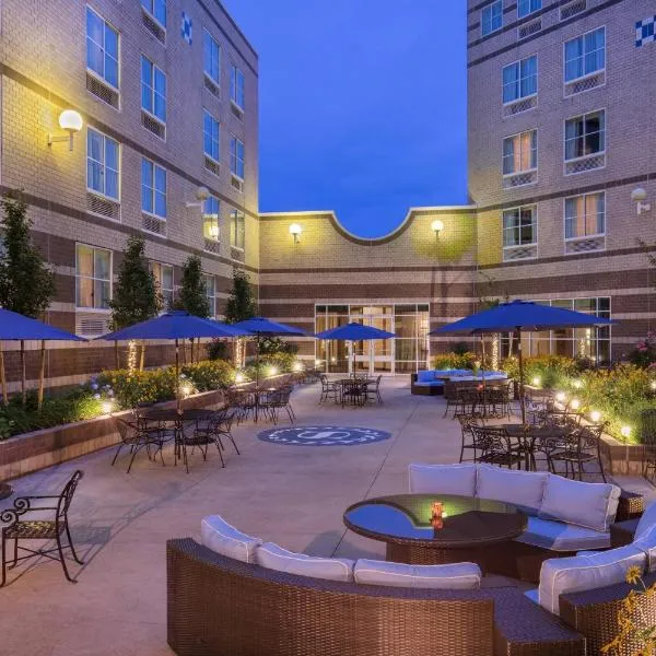 Sheraton Boston Needham Hotel, hotel in Needham