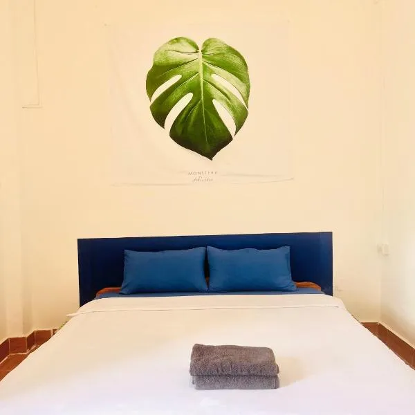 1 Min to Slow Boat Guesthouse, hotel in Ban Khonkèo