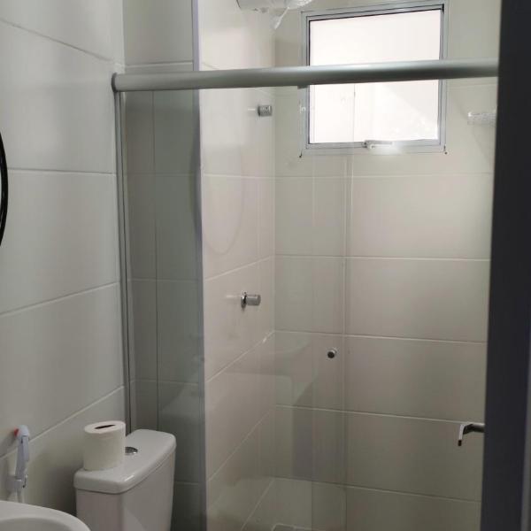 Aconchego da Alê em Porto, Ar condicionado e Piscina, Apartamento inteiro, Cozinha completa, Wifi, 02 Quartos confortáveis, travesseiro nasa , Colchão confortável ideal para férias descanso lazer ou negócios - Foto 3