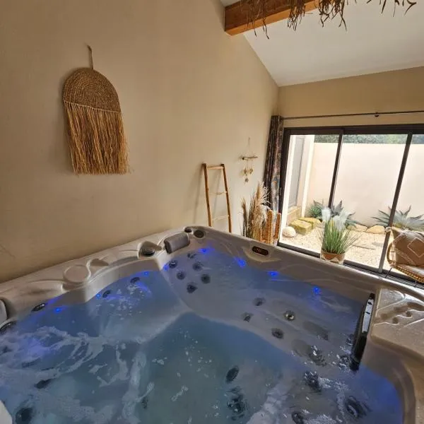 Cosy love house, hotel in Saint-Siffret