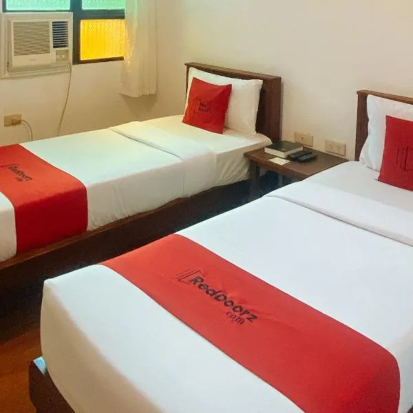RedDoorz Plus at Balai Sofia Bed & Breakfast Batangas, hotel v destinaci Talisay