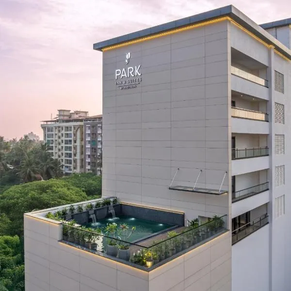 Park Inn & Suites by Radisson Thrissur East Fort, hotel v destinaci Trissur