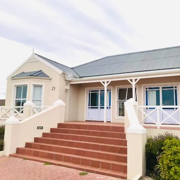 Coastal Family Home, hotel in Langebaan