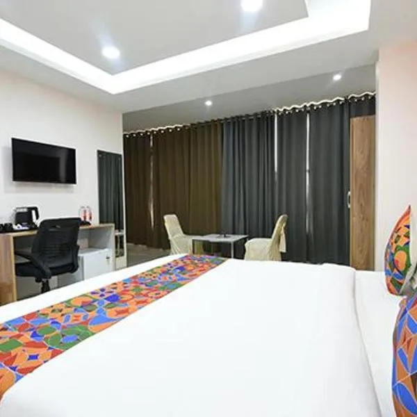 Immense Residency, hotel v destinaci Faridabad