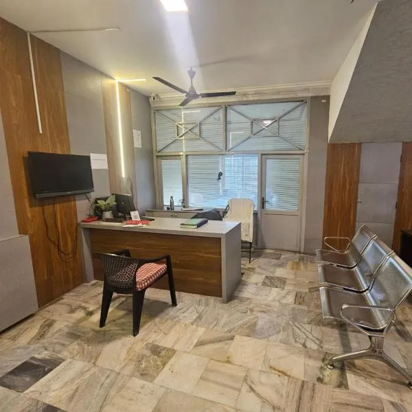 Regent Tourist Home, hotel v destinaci Palakkad
