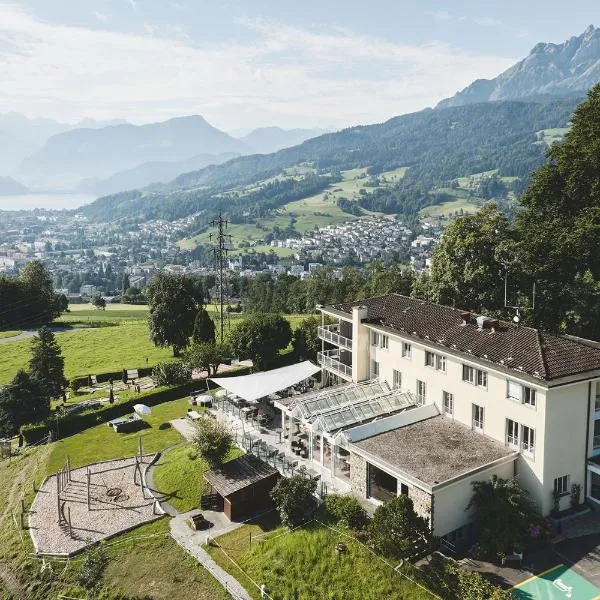 Hotel Sonnenberg, hotel v destinaci Luzern
