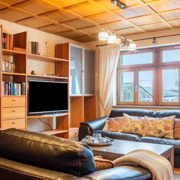 Ferienwohnung mit privater Sauna, hotel v destinaci Gunzenhausen