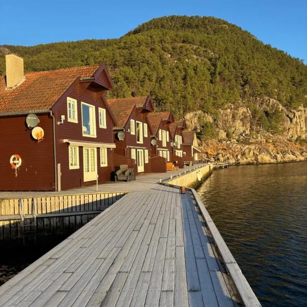 Fister EG, hotel in Hjelmeland