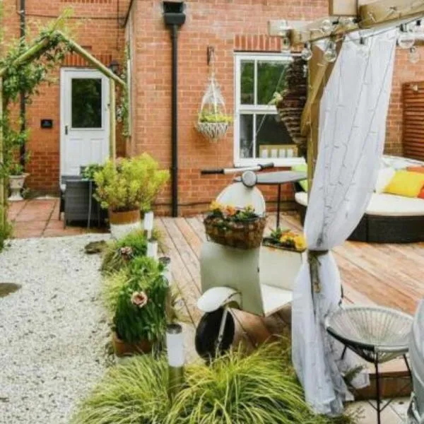 Cosy Garden Flat, Private Hot Tub & Four Poster Bed, hotel v destinaci York