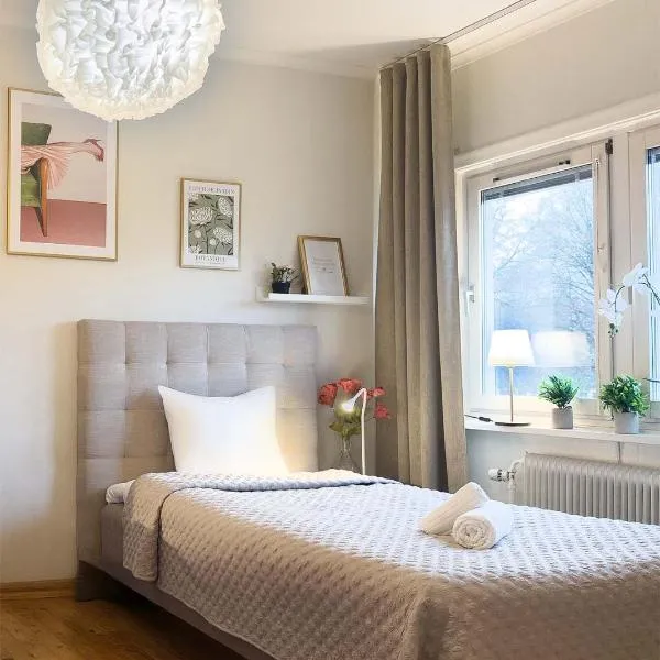Pensionat Prinshöjden - Downtown Apartments, hotel v destinaci Katrineholm