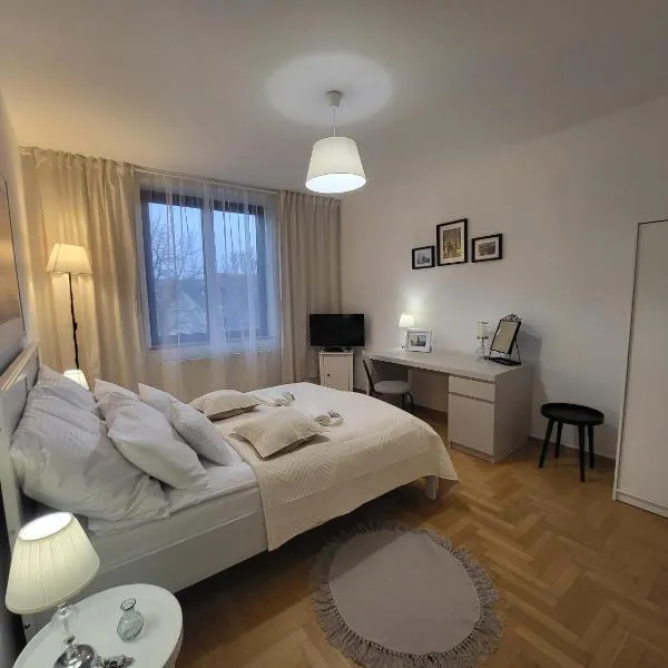 Kochanowskiego 12, hotel sa Kraków