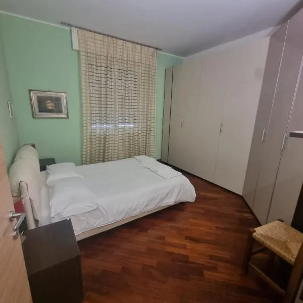 Casa Via Asti, hotel a Piacenza