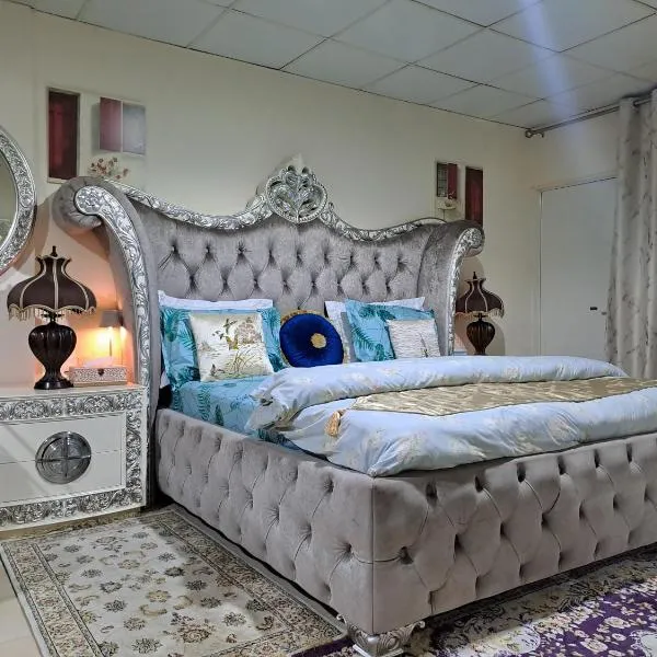 Fully furnished studio apartment, hotel v destinaci Adžmán