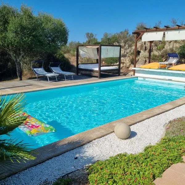 Casa Maichen Olbia, hotel v destinaci San Pantaleo