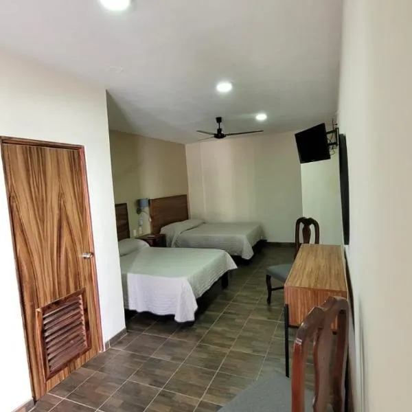 Hotel Amecatl, hotel v destinaci Ameca