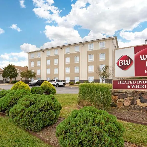 Best Western Plus Crossroads Inn & Suites, hotel in Zion Crossroads