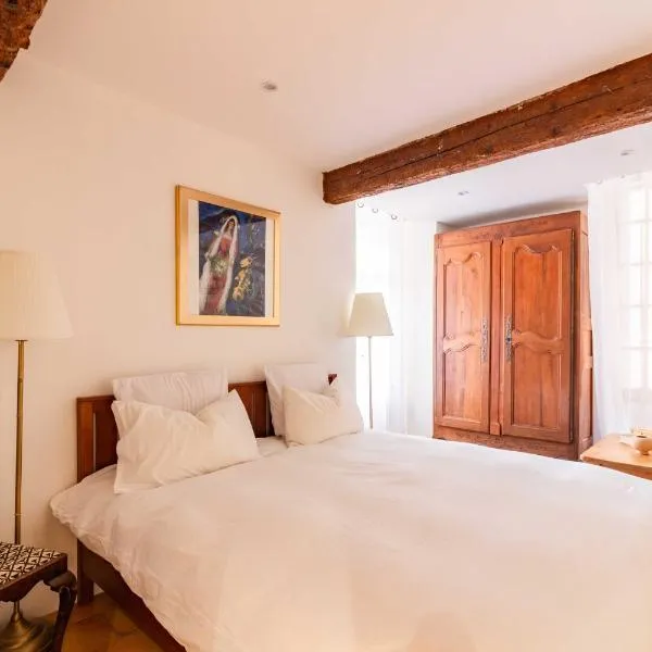 Remparts House, hotel em Mailhac