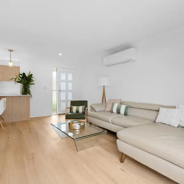Banksia Breeze Villa - 100m to North One Mile Beach, hotel a Forster