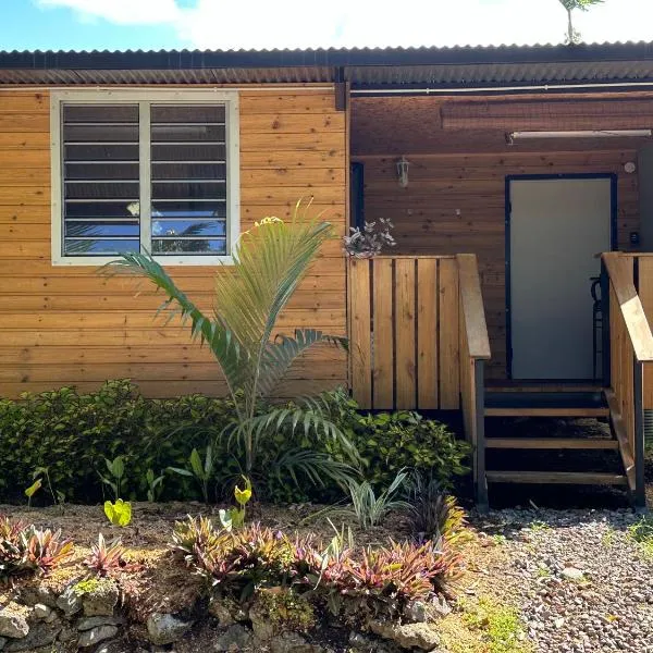Le petit bungalow, hotel v destinaci Sainte-Anne