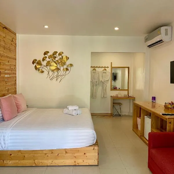 บ้านเห็ด เกาะล้าน, hotel v destinaci Ko Larn