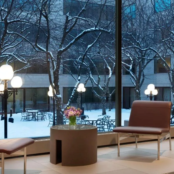 ハイアット リージェンシー シャンバーグ シカゴ（Hyatt Regency Schaumburg Chicago）、シャンバーグのホテル