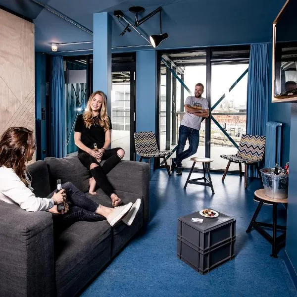 DOCK INN Hostel Warnemünde, ξενοδοχείο στο Βαρνεμούντε