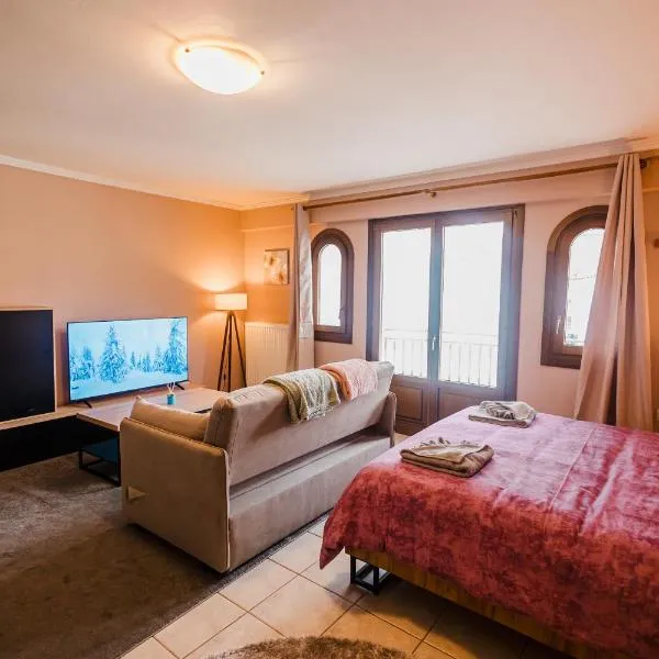 Guesthouse Pezodromos, hotel in Kalavrita