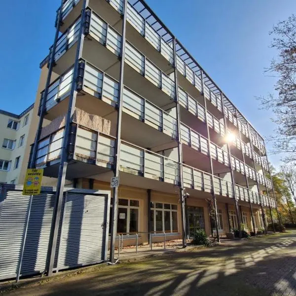 Modernes Apartment mit XL-Balkon, hotel in Hannover