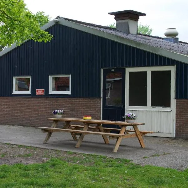 Kampeerboerderij Diever, hotel in Diever