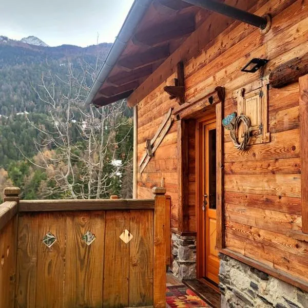 La Comba - Les Fleurs, ξενοδοχείο σε Cerise