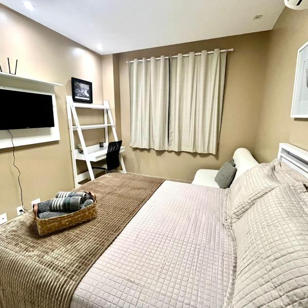 Studio Reformado na quadra da Praia de Copacabana