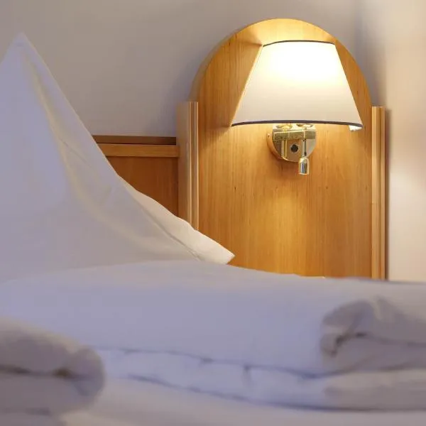 कोलोन में, होटल Hotel Ilbertz