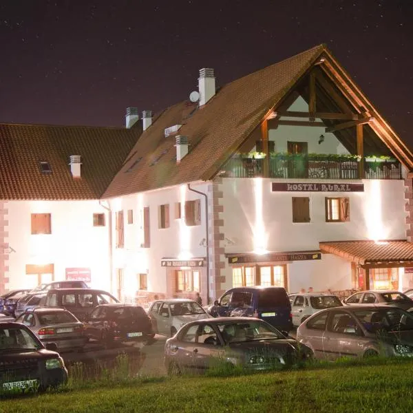 Hostal Rural Haizea, hotel v destinaci Espinal-Auzperri