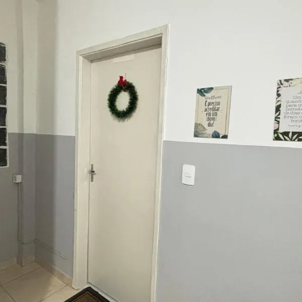 Casa completa 60m com 3 quartos, 3 ar-condicionados climatizados, SP São Paulo, khách sạn ở São Paulo