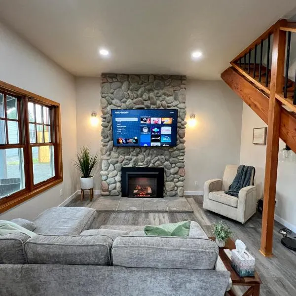 Forks Cedar House, готель у місті Форкс